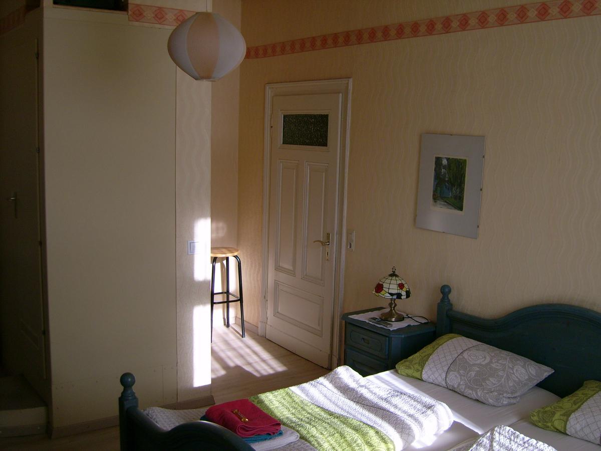Gasthaus Zur Traube Hatzenport Bilik gambar