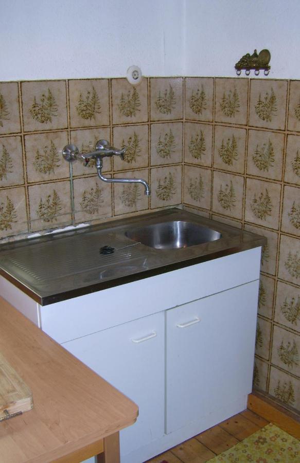 Gasthaus Zur Traube Hatzenport Luaran gambar